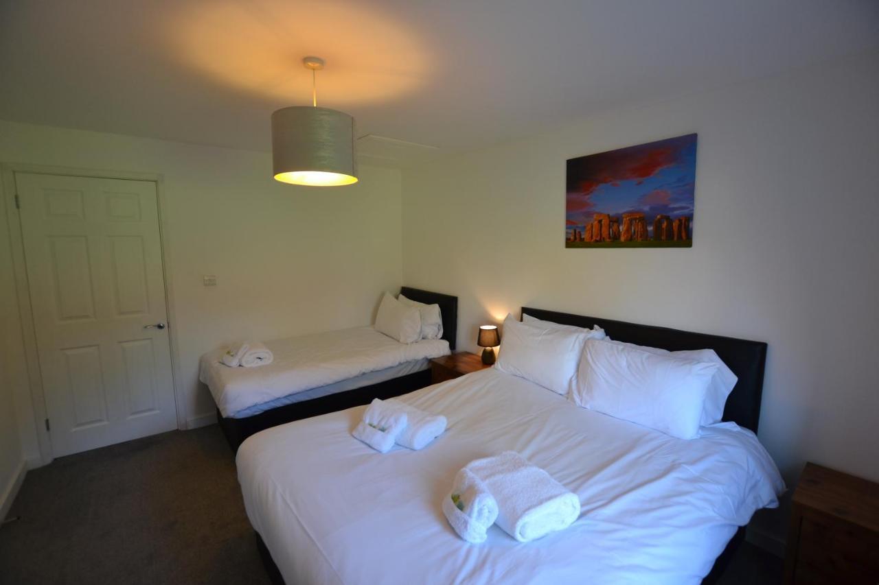 Wisteria 2 Bed House - Stayseekers Salisbury Exterior photo