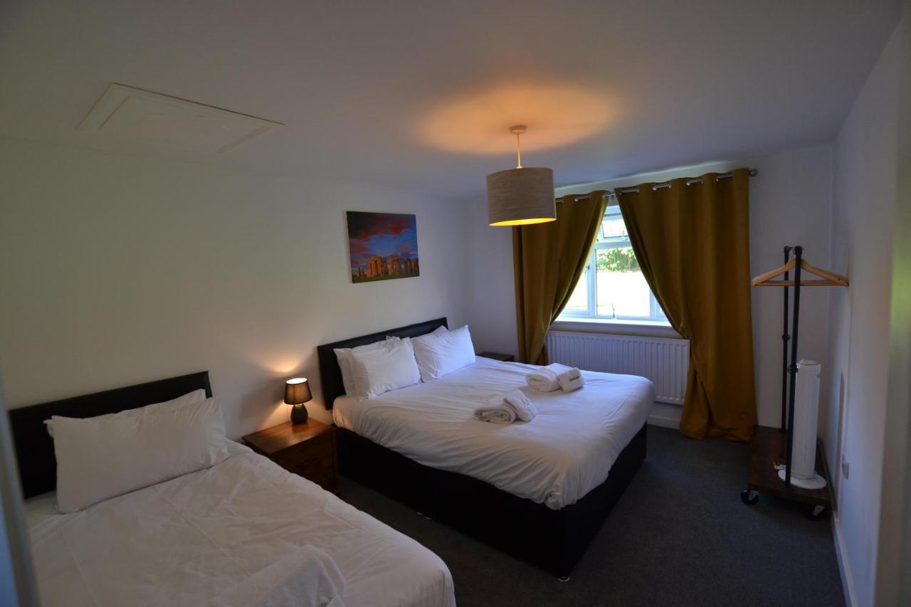 Wisteria 2 Bed House - Stayseekers Salisbury Exterior photo